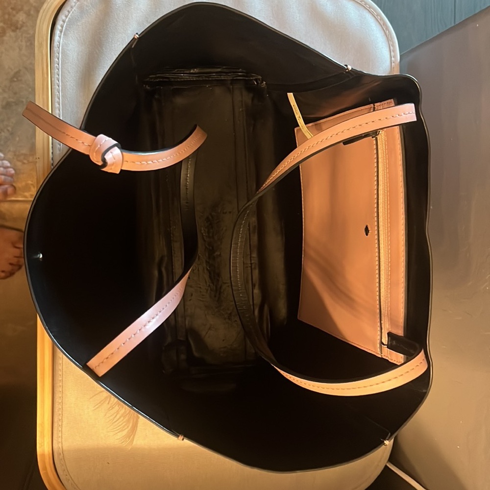Kate Spade tote - Picture 6 of 7